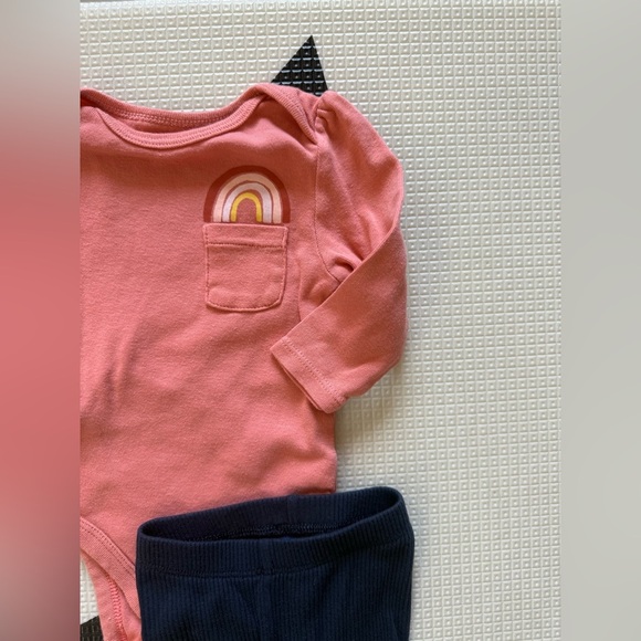 Cloud Island|Baby girl Pink Long Sleeve rainbow Onesie and Navy ribbed leggings• - Picture 2 of 5